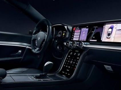 在2018年CES展出的哈曼数字驾驶舱可能是豪华车的未来