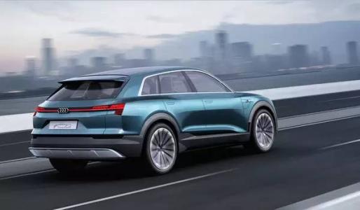 奥迪Q8正式亮相首次推出轻度混合动力3.0 TDI