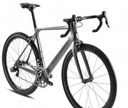 阿斯顿马丁Fascenario.3是一款超级轻量级​​自行车 价格非常高