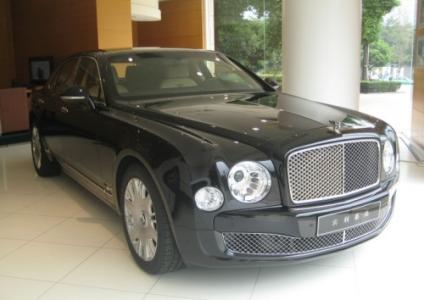 2011年Bentley Mulsanne的出价为13100美元