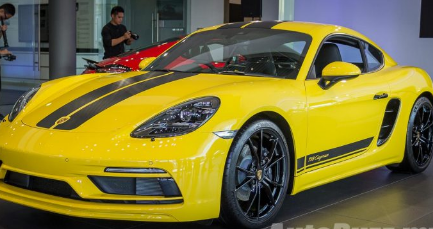 这是限量版保时捷718 Cayman SportDesign的外观