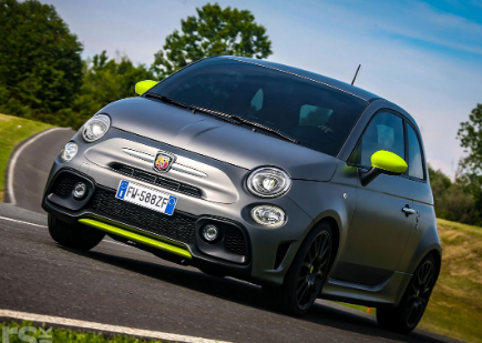 新型Abarth 595 Pista为Abarth唯一的英国产品增加了另一个选择