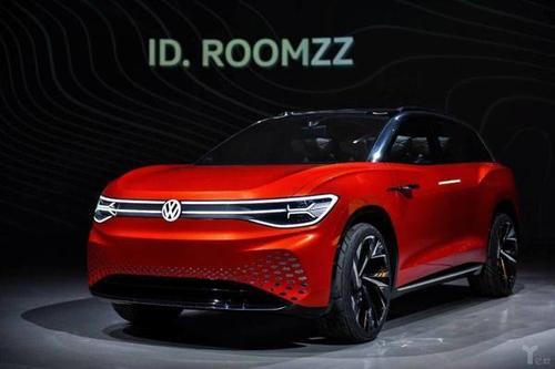 大众ID Roomzz概念车在上海展示未来的电动SUV