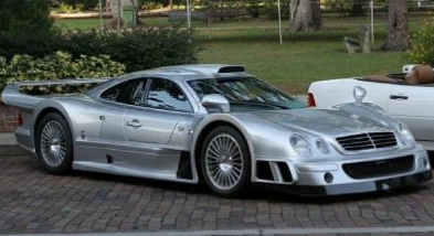 1998梅赛德斯·奔驰AMG CLK GTR 9号底盘即将拍卖