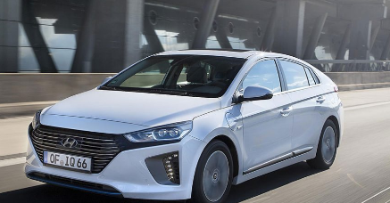 Hyundai Ioniq插电式混合动力英国的价格和规格公布