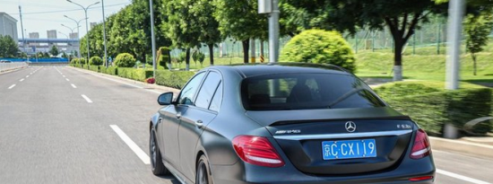 评测雷克萨斯UX 260h怎么样及奔驰AMG E63 S多少钱