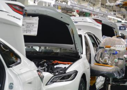 丰田汽车将于5月将其在日本国内的汽车产量削减一半左右