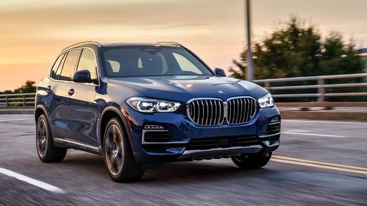 全新宝马X6 xDrive40i的性能怎么样及其整体简介