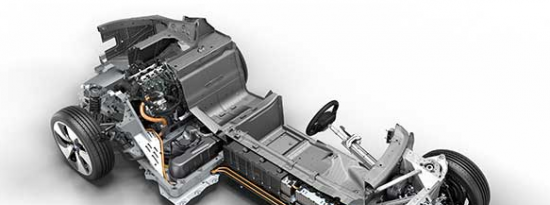 宝马 i8的驱动系统第四次荣获年度国际最佳发动机奖