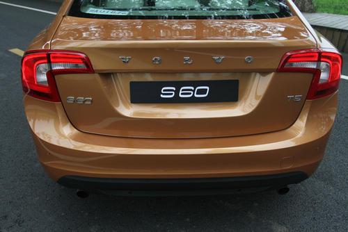 2012款S60 T5的性能怎么样及其整体简介