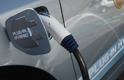 2020年丰田混合动力车和电动汽车获得10年150,000英里电池保修
