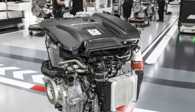 梅赛德斯奔驰AMG的新型416-HP发动机是世界上最强劲的四缸发动机