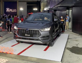 比亚迪官方宣布宋PLUS燃油版车型正式上市 新车定位紧凑型SUV