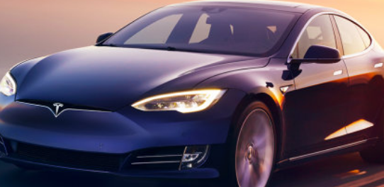 Elon Musk将特斯拉Model S的基本价格下调至69420美元