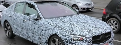 规格最高的2021年梅赛德斯奔驰C级W206原型机开始测试