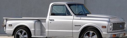 短轴距1971ChevroletC10皮卡车赋予抛光金属新的含义