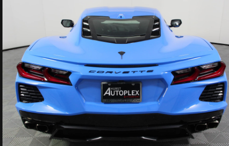 C8 Corvette车主将他的Rapid Blue 3LT Coupe换成三菱欧蓝德