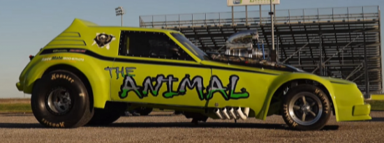 有人用 AMC Gremlin 制造了一辆高速赛车这简直是疯了
