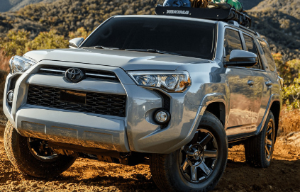 Toyota 4Runner SUV 起价 37,515 美元，配备新灯