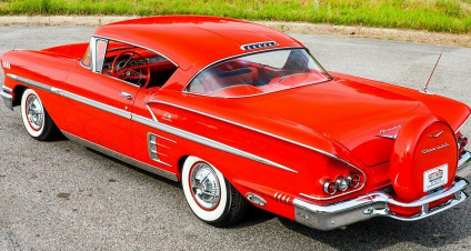罕见的 1958 年雪佛兰 Impala 炫耀欧陆套件 Big-Block V8