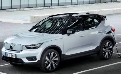 电动版沃尔沃 XC40 小型跨界 SUV 起价为 53990 美元