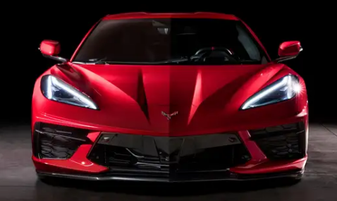 2020 年雪佛兰 C8 Corvette 的前视能见度很差