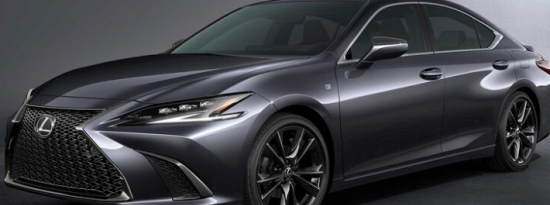 2022款雷克萨斯ES首发同样的修身轿车