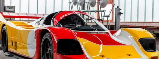 令人惊叹的保时捷赛车手恢复了昔日的荣耀