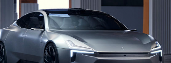 北极星光滑的新轿车被隐藏在视线中