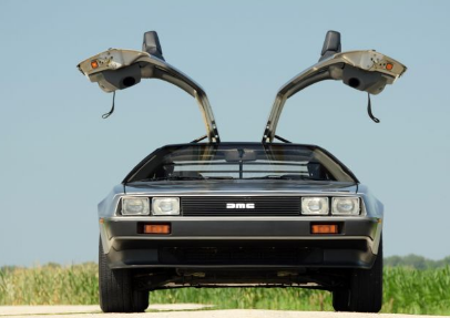 重新想象的DeLorean被戏弄将于8月揭晓